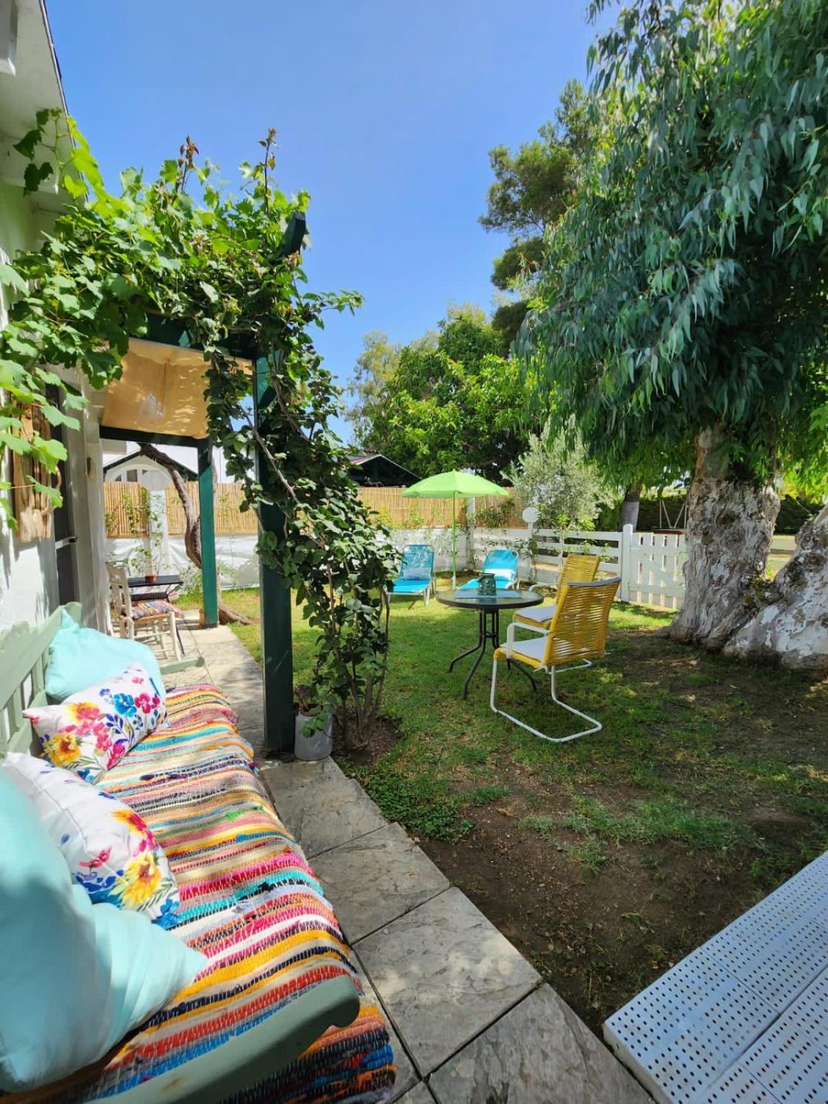דירות Platánion Under The Vine Garden House מראה חיצוני תמונה